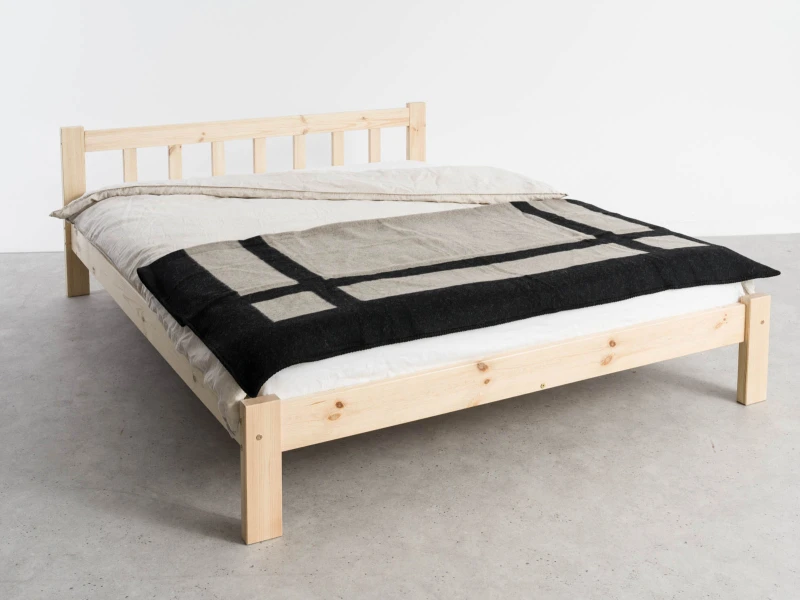 Pat din lemn 160x200 cu somieră Ofelia pin